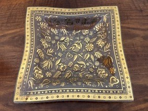 lot 100 image: Vintage Mid Century Georges Briard Glass Platter