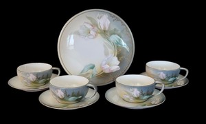 lot 25 image: Antique RS Reinhold Schlegelmilch Germany Pink and White Tulips Luncheon Plate, Teacups and Saucers