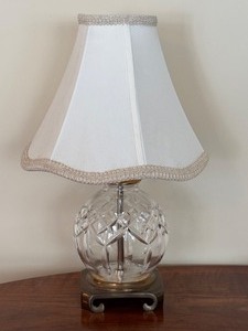 lot 22 image: Waterford Lismore Crystal Table Lamp
