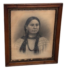 lot 5 image: Beautiful Black and White Framed Portrait of a Native American Maiden