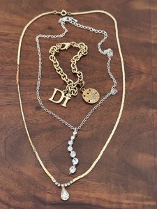 lot 169 image: Two Vintage Necklaces and a Bracelet