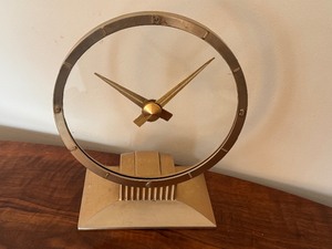 lot 170 image: Vintage Jefferson Golden Home Electric Clock