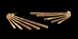 lot 242 image: 14k Yellow Gold Fringe Earrings