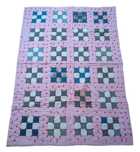 lot 243 image: Vintage Twin Size Square Pattern Quilt