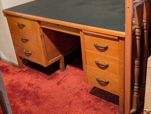lot 324 image: Vintage Wood Office Desk