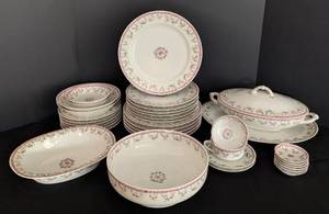 lot 101 image: Limoges Rose Pink Dish Set