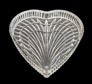 lot 51 image: Waterford Crystal Heart Dish