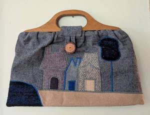lot 214 image: Custom Dee R. Borkosky Clutch
