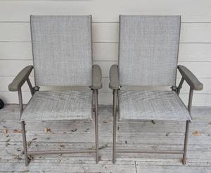 lot 156 image: Pair of Folding Patio Chairs