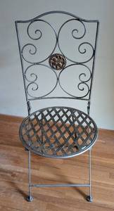lot 144 image: Decorative Metal Folding Chair