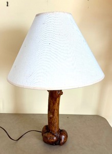 lot 344 image: Vintage Hand Crafted Burled Wood Based Table Lamp