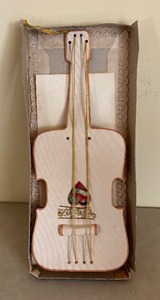 lot 347 image: Beautiful Vintage Three Dimensional Valentine