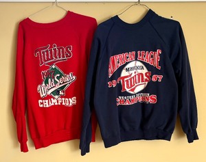 lot 360 image: Two Size Large Vintage Minnesota Twins Baseball World Series Sweatshirts