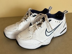lot 366 image: Nike Air Monarch Size 10 Shoes