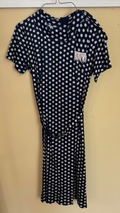 lot 412 image: Vintage Berkshire Dress