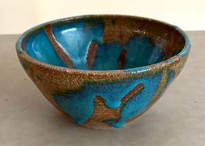 lot 419 image: Drip Glaze Pottery Bowl