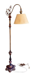 lot 186 image: Beautiful Vintage Floor Bridge Lamp