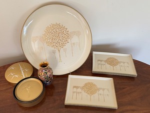 lot 221 image: Vintage Otagiri, Japan Golden Mist Snack Serving Set and More