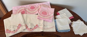 lot 421 image: Vintage Embroidered Pillow Cases and Irish Linen Hankies