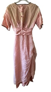 lot 8BB image: Antique Victorian Dress