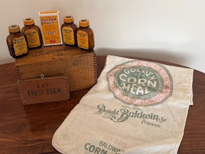 lot 429 image: Vintage Yeast Foam Crate, Bottles and More