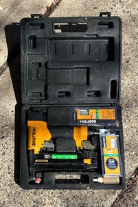 lot 116 image: Bostitch Brad Nailer Model SB-1850BN
