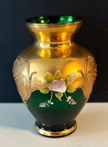 lot 85 image: Petite Vintage Golden Accented Bohemian Glass Vase