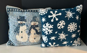 lot 230 image: Two Festive Accent Pillows