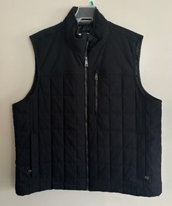 lot 272 image: Size XL Vest by Orvis