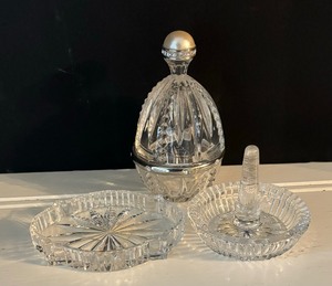 lot 282 image: Classy Trinket Box, Ring Holder and Jewelry Dish