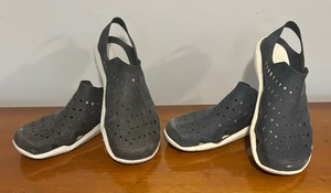 lot 294 image: Black and Navy Blue Size 12 Crocs Shoes