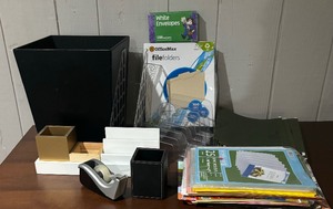 lot 304 image: Office Supplies