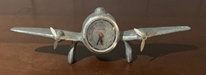 lot 311 image: Vintage Sarsaparilla Airplane Clock