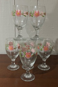 lot 327 image: Franciscan Desert Rose Stemware