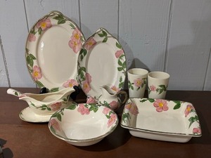 lot 333 image: Franciscan Desert Rose Platters, Gravy Boat with Ladle, Cups, Bowls and More