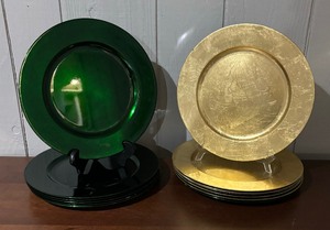 lot 337 image: Six Gold and Six Green Colored Chargers