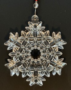 lot 345 image: Waterford Crystal Snowflake Ornament