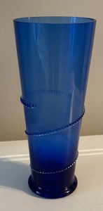 lot 372 image: Abigales Cobalt Blue Vase