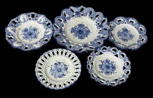 lot 410 image: Beautiful Blue and White Decorative Plates from Portugal