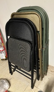 lot 427 image: Six Metal Folding Chairs