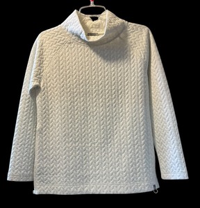lot 442 image: Talbots Size XS Long Sleeved Collared Shirt  Sweater