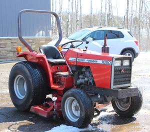 Massey Ferguson 1020 Tractor 21 H.P. 3-Cylinder Diesel Engine