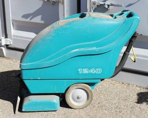 lot 19 image: Tennant Model # 1240 Self-Contained Commercial Heavy Duty Carpet Cleaner  Extractor