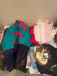 lot 62 image: Collection of Vintage Clothing