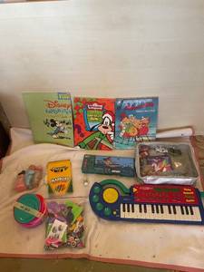 lot 103 image: Assorted Childrens Activity and Toy Collection