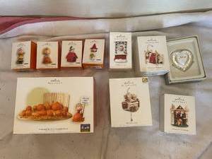 lot 179 image: Collection of 9 Hallmark Keepsake Christmas Ornaments