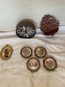 lot 212 image: Set of Decorative Vintage Wall Art and Wooden Clock