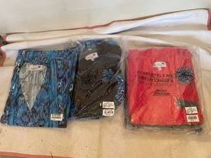 lot 222 image: Set of 3 Completely Me by Liz Lange Dresses - 2 Red 2X and 1 Blue Print XL