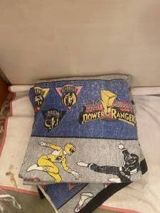 lot 248 image: Vintage Power Rangers Fleece Blanket