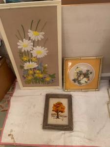 lot 255 image: Set of 3 Vintage Embroidered and Floral Art Decor Pieces